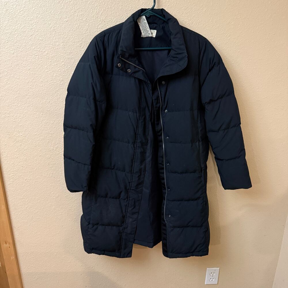 L.L. Bean women's ultra warm coat 3/4 length Navy M *Flawed* 650 fill goose down
